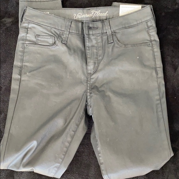 Jeans - Picture 1 of 1